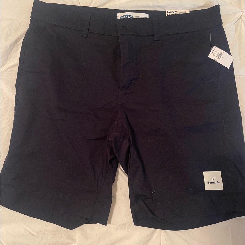 Old Navy Black Bermuda Shorts Casual Style